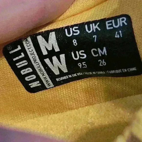 Nobull Size M 8 W 9.5. Color Lemon Drop - Picture 14 of 15